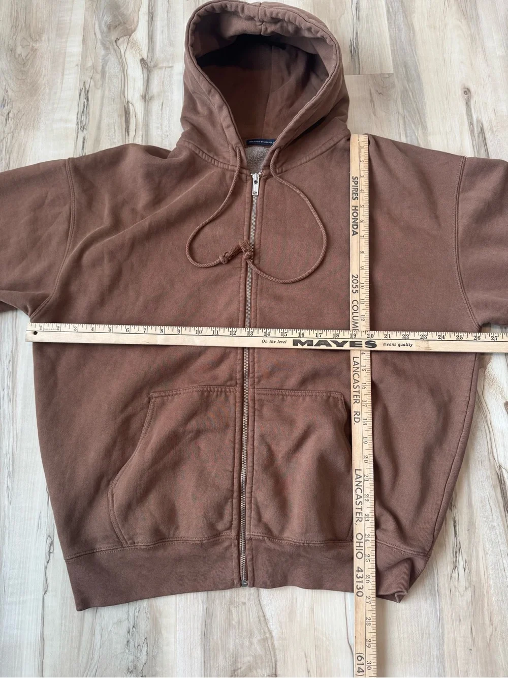 Women’s Oversized Brandy Melville Brown Zip-Up Hoodie Sweater